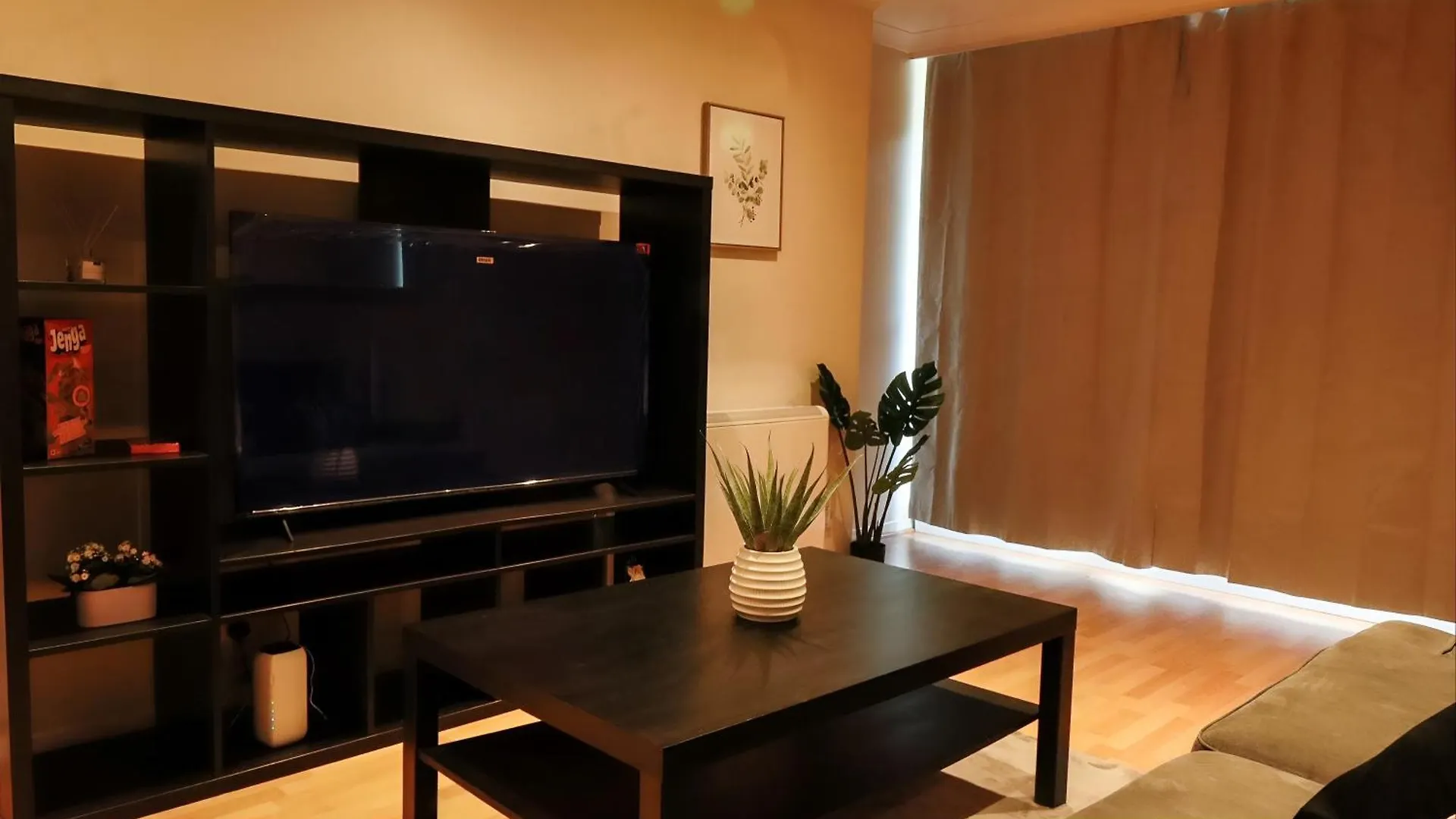 Apartment Riverside 3 Bed 2 Bath Apartment- Free Parking London